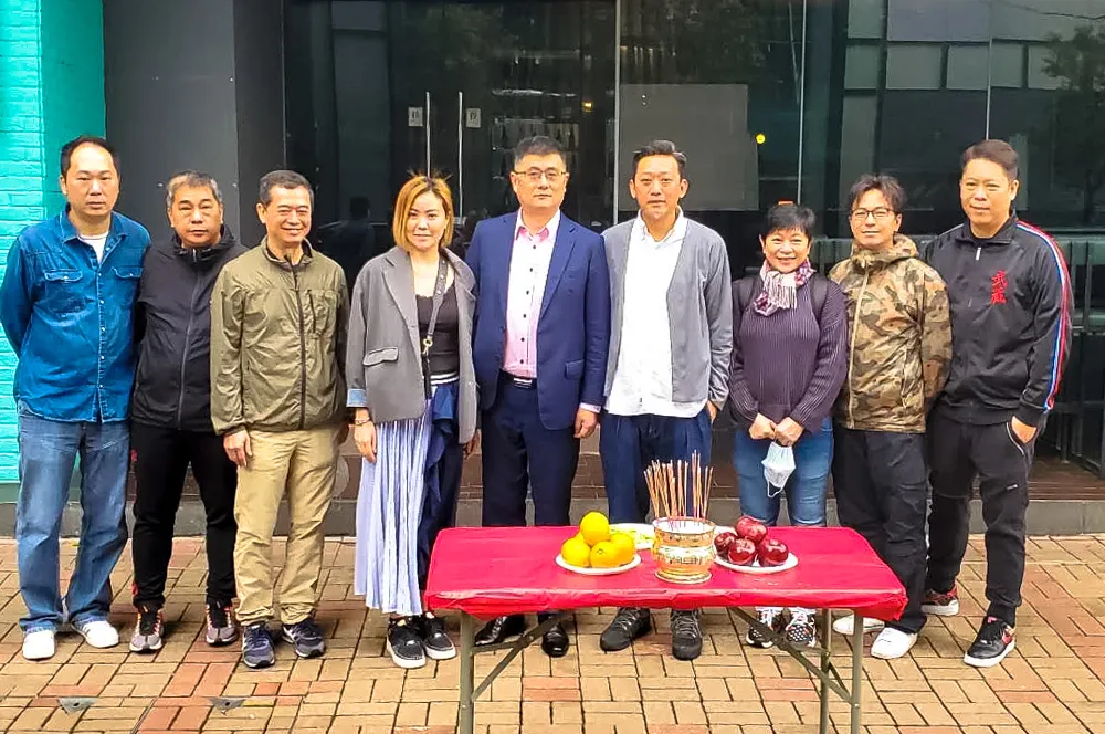 響應(yīng)復(fù)工復(fù)產(chǎn),銀都新片《斷網(wǎng)24小時(shí)》順利開(kāi)機(jī)